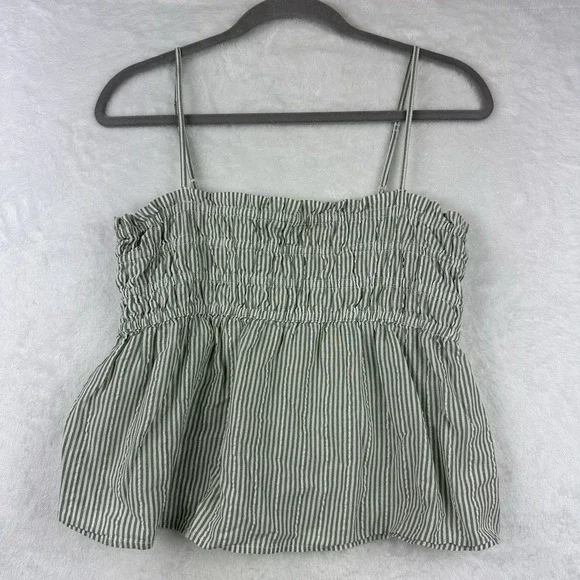 American Eagle Top Womens Medium Green Seersucker Halter Sleeveless Top Smocked - Picture 1 of 10